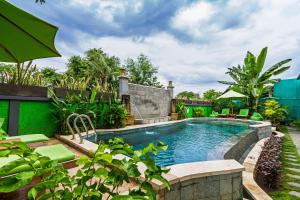 Bazén v ubytování Lembongan Hostel nebo v jeho okolí