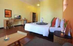 TV a/nebo společenská místnost v ubytování Central Indochine D'angkor Hotel