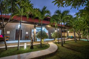 Κήπος έξω από το The Catur Villa Seminyak