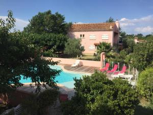 Πισίνα στο ή κοντά στο Jm Vacances Serignan +43 φωτογραφίες