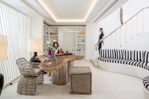 Posezení v ubytování Myconian Villa Collection - Preferred Hotels & Resorts