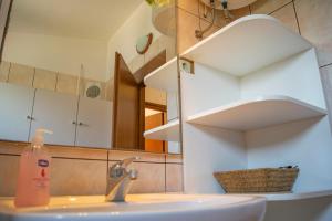 Fotografie z fotogalerie ubytování Apartments Šolta v destinaci Gornje Selo