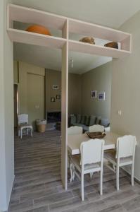 Φωτογραφία από το άλμπουμ του Ev Zin Lemonia στο Λεωνίδιο +2 φωτογραφίες