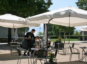 Hosté ubytování L'Hôtel by Hostellerie du Château
