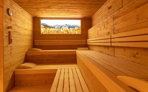 Zdjęcie z galerii obiektu Beauty & Wellness Hotel Tirolerhof w mieście Nauders