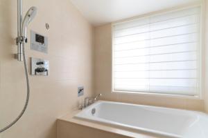 阿索西亚新横滨酒店(Hotel Associa Shin-Yokohama)的一间浴室