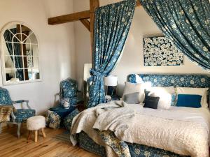Postel nebo postele na pokoji v ubytování Chateau de Vauchelles