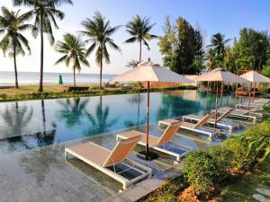 Gallery image of Tungtong Beach Villas in Ban Khao Khwang (2)