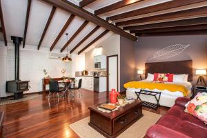 Χώρος καθιστικού στο Hidden Valley Eco Spa Lodges & Day Spa