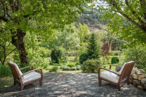 Zahrada ubytování Hameau d'hôtes La Roseraie-Drôme