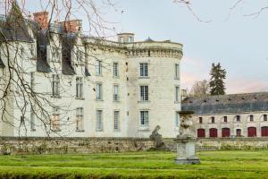 Afbeelding uit fotogalerij van The Originals le Château de Dissay Poitiers in Dissay