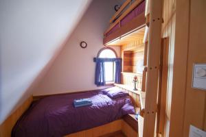 Letto o letti in una camera di Desolation Sound Resort