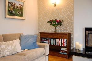 Gallery image of Clifden Coach House in Clifden