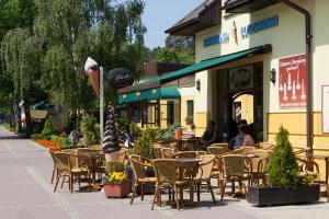 Budynek, w którym mieści się kompleks wypoczynkowy
