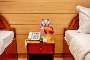 A seating area at Hotel Grand Holiday