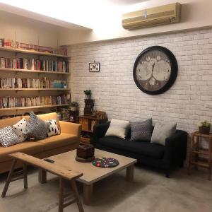 Χώρος καθιστικού στο Home In Tainan