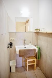 A bathroom at Schmankerl und Gast