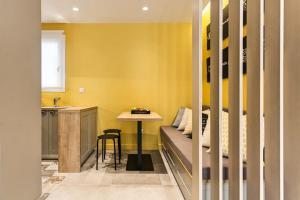 Φωτογραφία από το άλμπουμ του Modern Design Acropolis Flat στην Αθήνα +9 φωτογραφίες