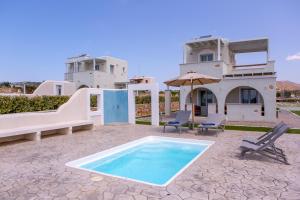 Bazén v ubytovaní Sun and Moon Villas alebo v jeho blízkosti