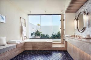Cap Juluca, A Belmond Hotel, Anguilla的一间浴室