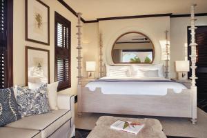 Cap Juluca, A Belmond Hotel, Anguilla客房内的一张或多张床位