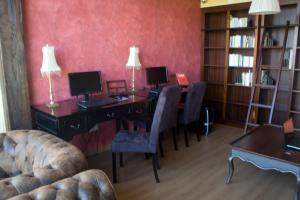 Posezení v ubytování Hotel Rural y SPA Kinedomus Bienestar