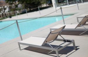 The swimming pool at or close to Il Portico