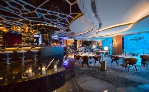 Restaurace v ubytování Atlantis Sanya