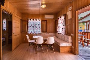 Posedenie v ubytovaní Camping Los Llanos