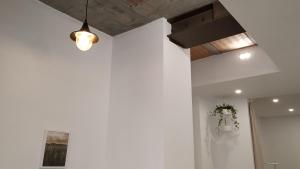Zdjęcie z galerii obiektu Suites Jeronimo de Cordoba w Sewilli