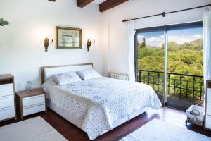 A bed or beds in a room at Villa Mertcan by Important Group Travel BD439