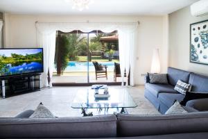 The swimming pool at or close to Villa Mertcan by Important Group Travel BD439