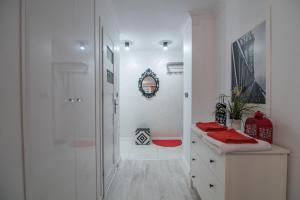 Fotografia z galérie ubytovania The White Apartment vo Varšave