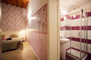 Koupelna v ubytování Hotel Bencidormi + 37 fotografií