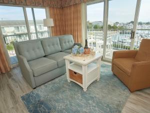 Un lugar para sentarse en Anchor In Hotel - Hyannis, MA