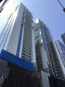 O edifício onde o apartamento está situado