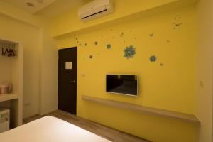TV a/nebo společenská místnost v ubytování Mihai B&B 3