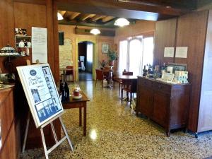 Εστιατόριο ή άλλο μέρος για φαγητό στο Albergo Isetta