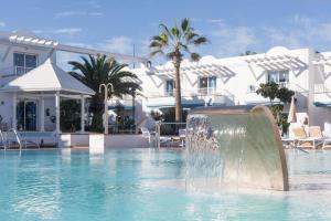 Bazén v ubytovaní Hotel Arena Beach alebo v jeho blízkosti