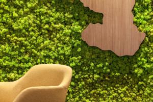 Jardín al aire libre en ibis Styles Pamplona Noain