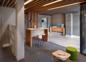 Imagen de la galería de ibis Styles Pamplona Noain, en Noáin