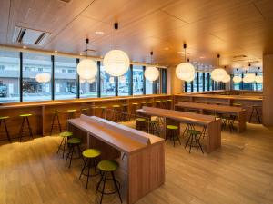 Super Hotel Yamagata Sakurambo-Higashine Station Front餐廳或用餐的地方