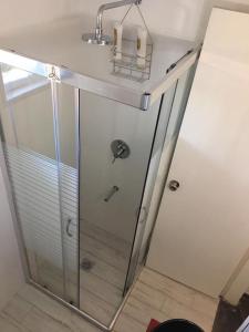 Koupelna v ubytování Punta del Este frente al mar, 2 ambientes en Playa Mansa Parada 9, Edificio Paracas + 10 fotografií