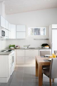 Dapur atau dapur kecil di WOODDREAM +23 gambar