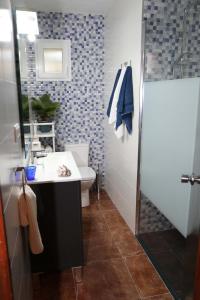 Kúpeľňa v ubytovaní Apartamento Maruja Roig 2 Playa Sur