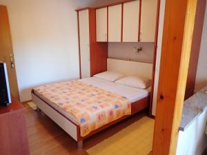 Gallery image of Guest House Tinka in Starigrad-Paklenica +28 photos
