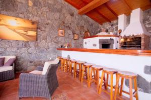 A kitchen or kitchenette at Casa Lucas