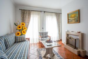 Gallery image of Elegant Sea View Apartment in Nazaré