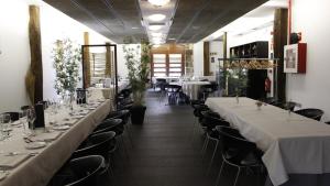 Restaurace v ubytování Hotel Dolarea