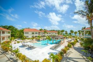 Belizean Shores Resortの敷地内または近くにあるプール